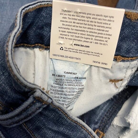 Lee Bermuda Jean Shorts  - Picture 8 of 11